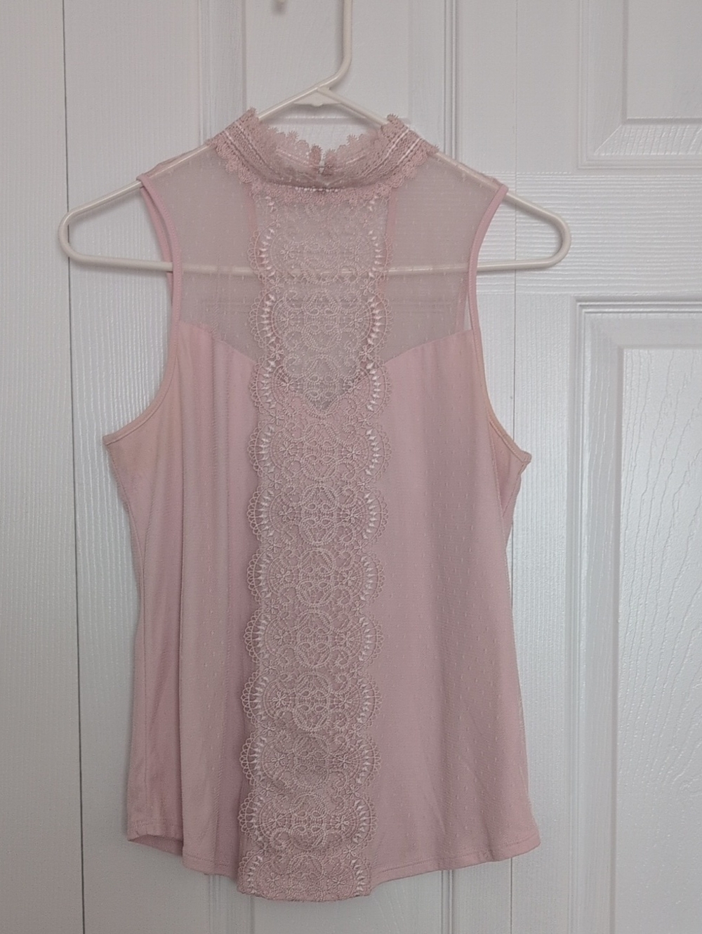 Express Lace-Back Sleeveless Camisole in Blush Pink